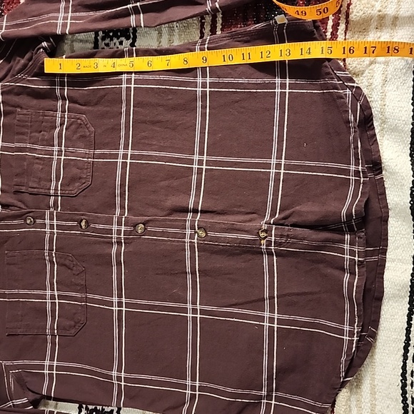 SALE ⚠️ Carhartt Flannel Button Down Longsleeve Shirt - Picture 5 of 7